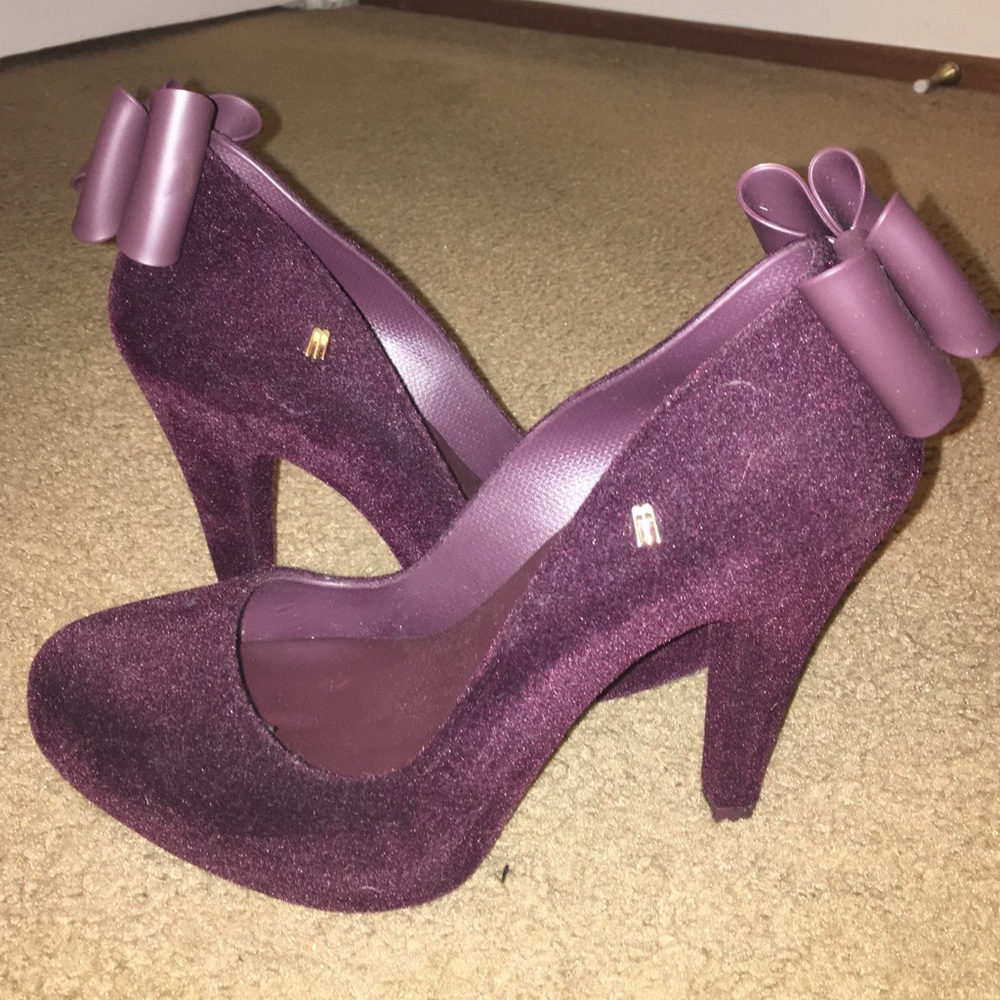 Women's Plum Suede-like High Heels with Bow Accent